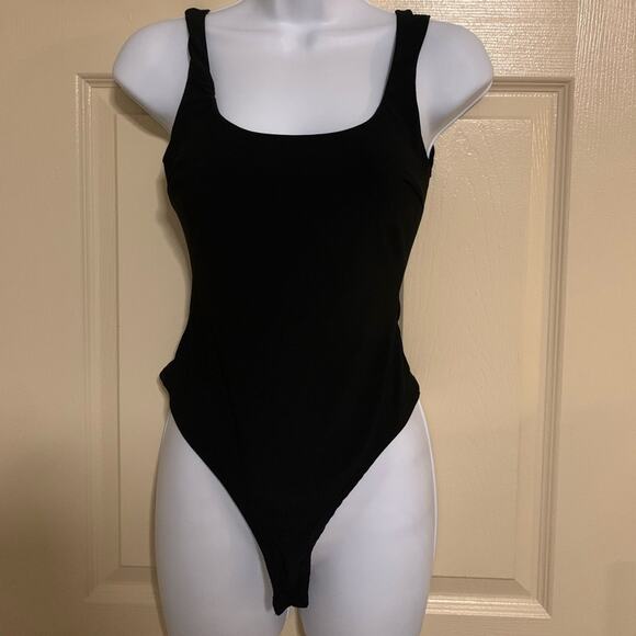 Windsor Tops - Windsor Black Scoop Neck Bodysuit with Low Back